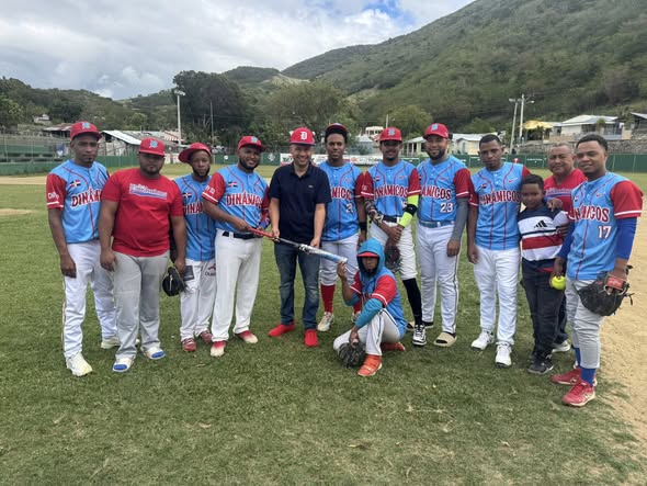 Junta Distrital El Limón VG, apoyando el deporte, realiza encuentro con softbolista del distrito